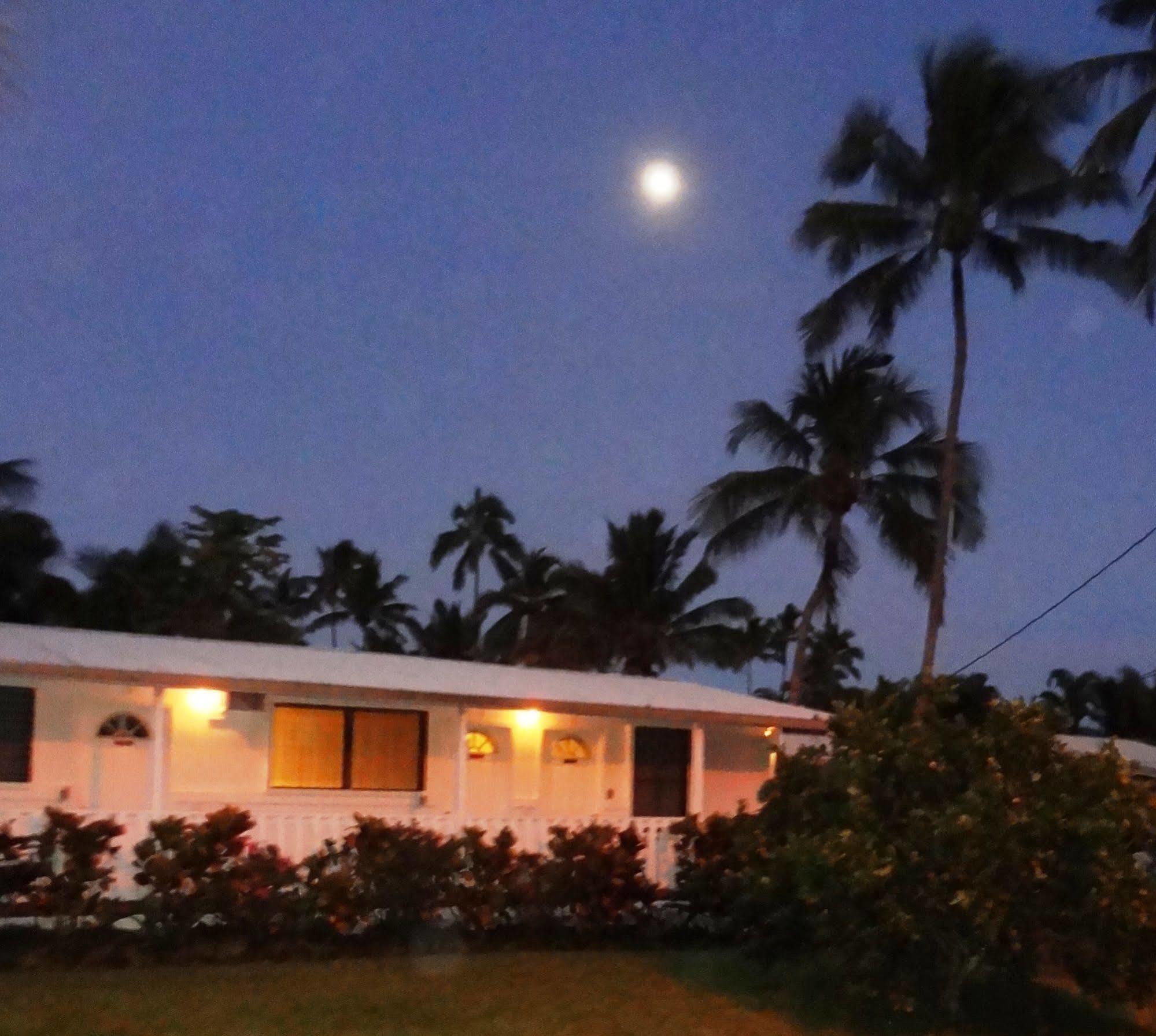 Aaron'S Cottage Hilo Exteriér fotografie
